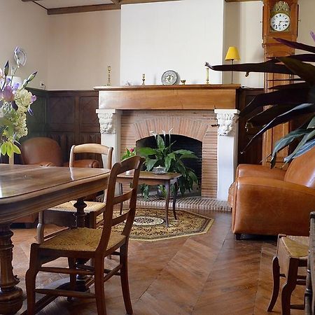 Le Vieux Noyer Bed & Breakfast Saint-Maurice-de-Tavernole Ngoại thất bức ảnh
