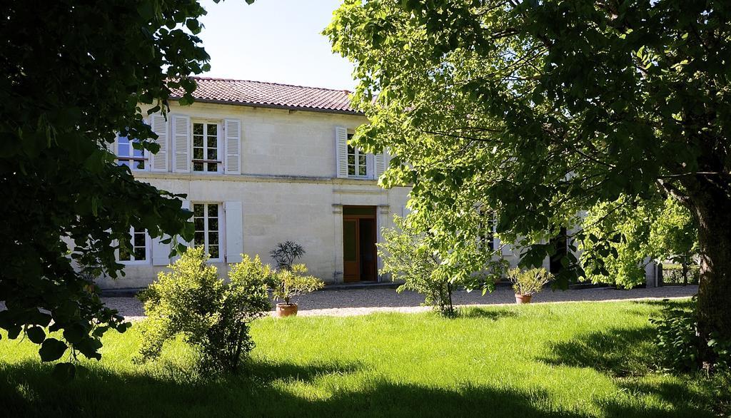 Le Vieux Noyer Bed & Breakfast Saint-Maurice-de-Tavernole Ngoại thất bức ảnh